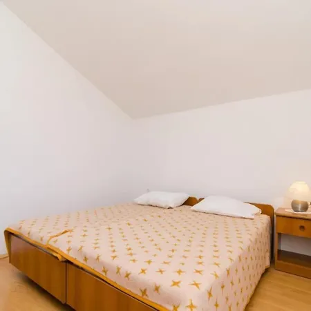 Sutvid- Two Bedroom With Balcony And Sea View Apartman Drače