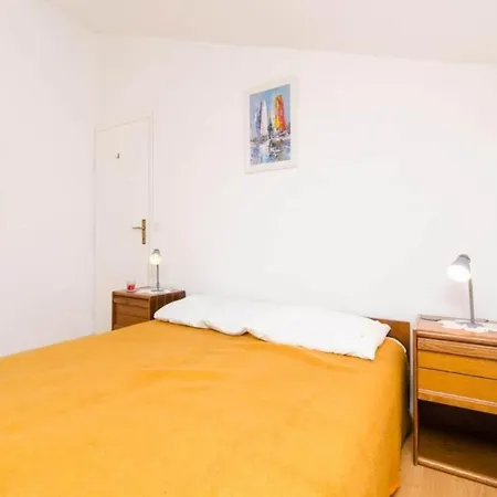 Sutvid- Two Bedroom With Balcony And Sea View *