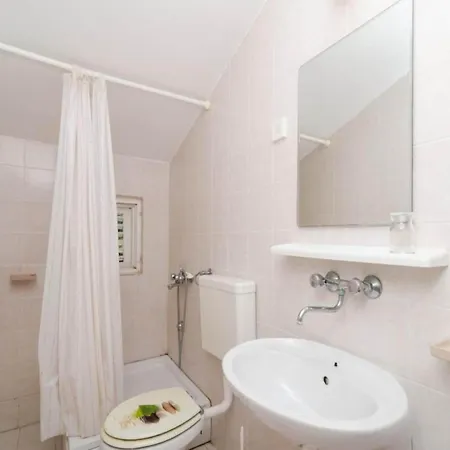 Sutvid- Two Bedroom With Balcony And Sea View Apartman