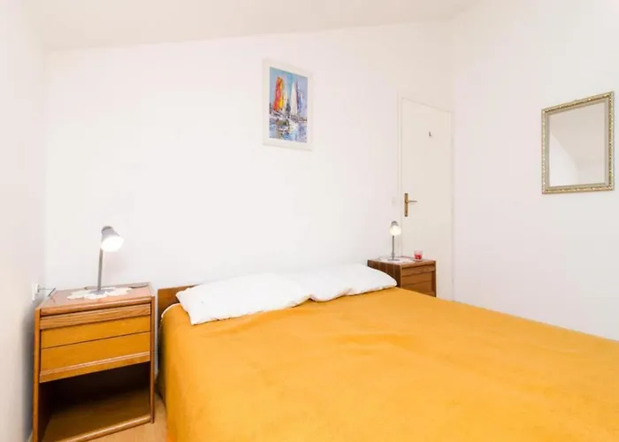 Apartman Sutvid- Two Bedroom With Balcony And Sea View Drače